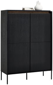 Schwarzes Highboard mit vertikalen Lamellen, seitliche Perspektive, dekoriert mit einer weißen Vase und Büchern auf der Oberseite.