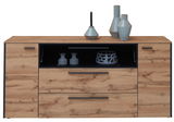 Frontale Ansicht eines modernen Sideboards aus Holz mit zwei Schubladen und zwei Türen, dekoriert mit grauen Vasen und Kerzenhalter.