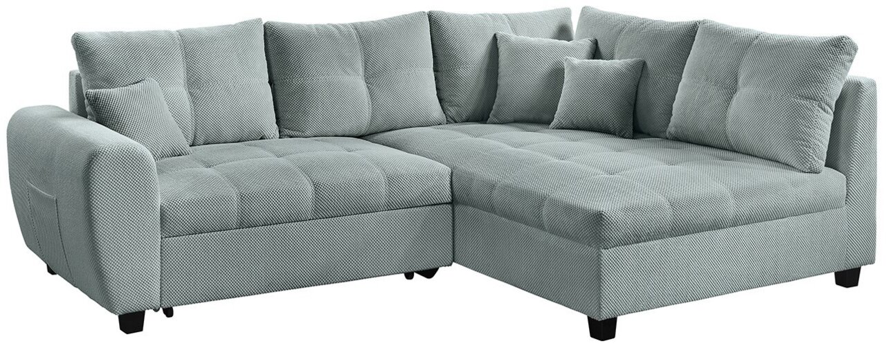 Graues Ecksofa mit weichem Stoffbezug, bestehend aus zwei Teilen mit mehreren Kissen, Perspektive von vorne links.