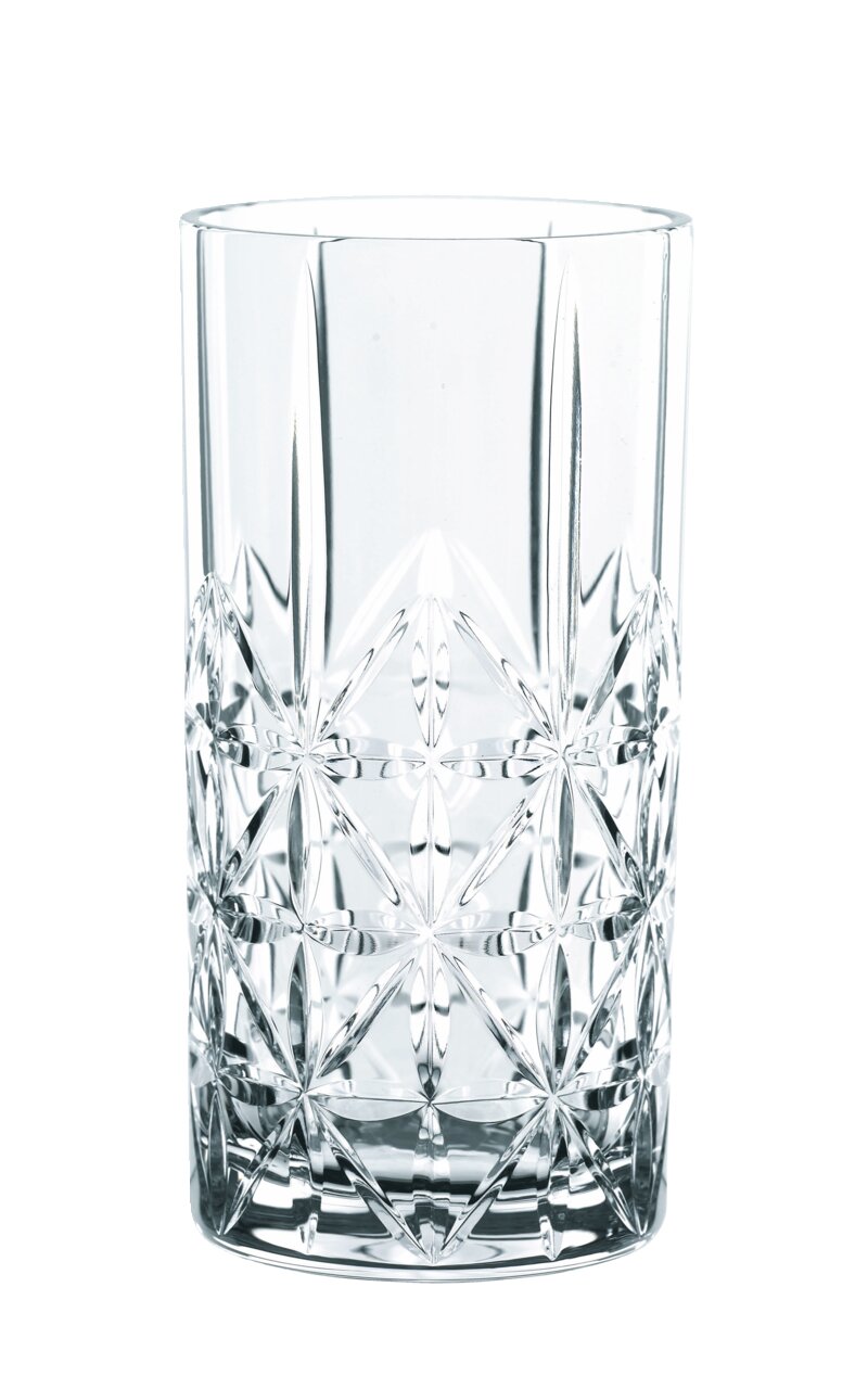 Hochwertiges Longdrinkglas mit elegantem Schliffmuster, seitliche Perspektive