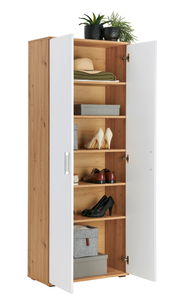 Offener XL-Schuhschrank aus Holz mit weißen Türen, gefüllt mit Schuhen, Hüten und Pflanzen auf der Oberseite, seitliche Perspektive