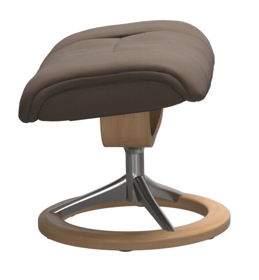 Moderner Hocker mit braunem Polster und Holz-Metall-Gestell, seitliche Perspektive