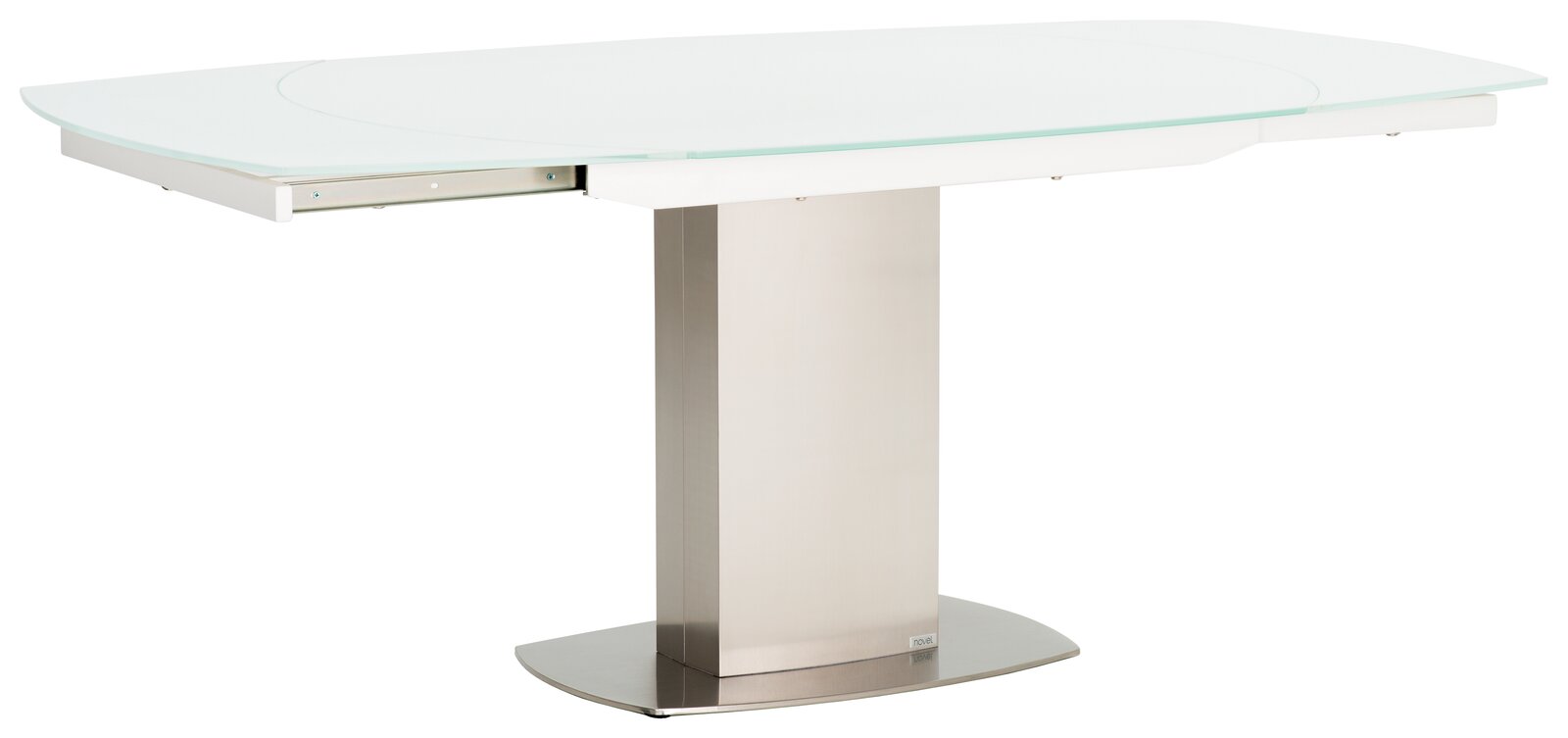 Moderner Esstisch mit Glasplatte und Metallfuß, seitliche Perspektive