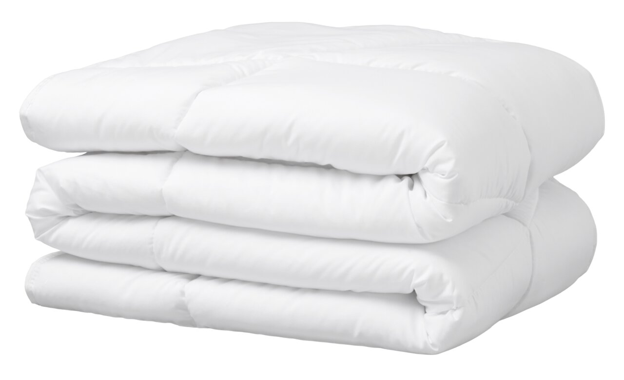 Tempur Luxe Duo-Decke HOME Weiße, luxuriöse Duo-Decke, gefaltet und von der Seite betrachtet.