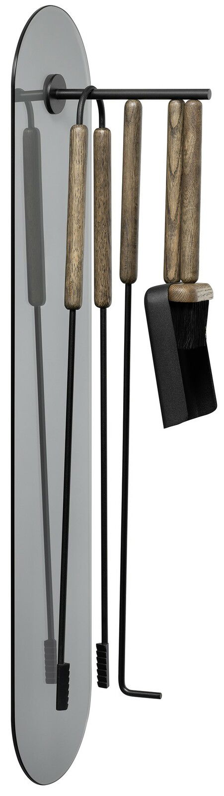 blomus Kaminbesteck 5-tlg. ASHI Kaminbesteck 5-teilig Ashi, bestehend aus Besen, Schaufel, Zange und Schürhaken mit Holzgriffen, an einer Wandhalterung montiert, seitliche Perspektive