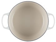 Weißer Bräter mit zwei Griffen, Draufsicht