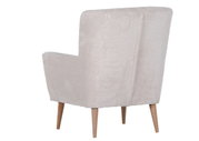 Beige fauteuil met corduroy bekleding en houten poten, achteraanzicht schuin rechts