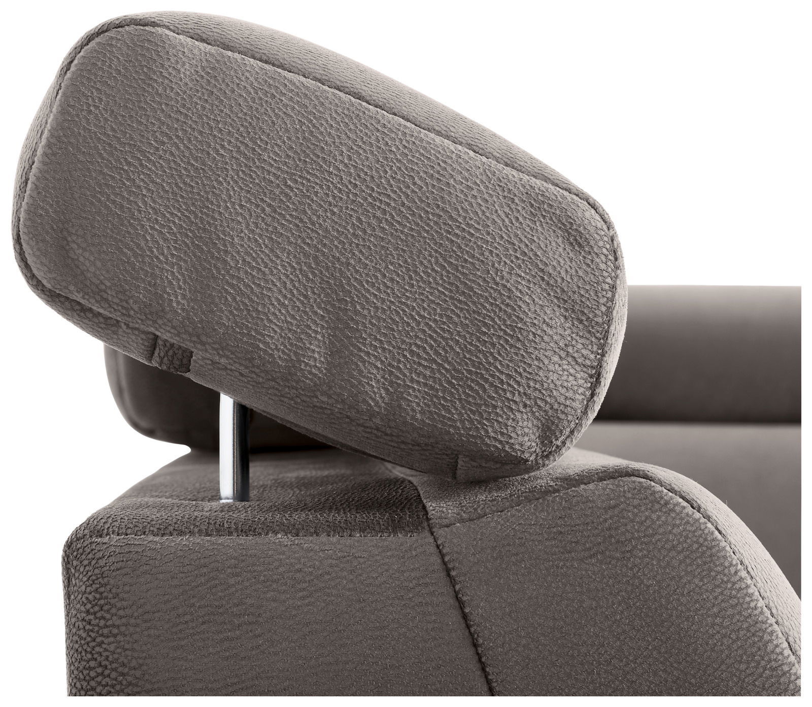 Nahaufnahme einer verstellbaren Kopfstütze eines Sofas in grauem Stoff, seitliche Perspektive.