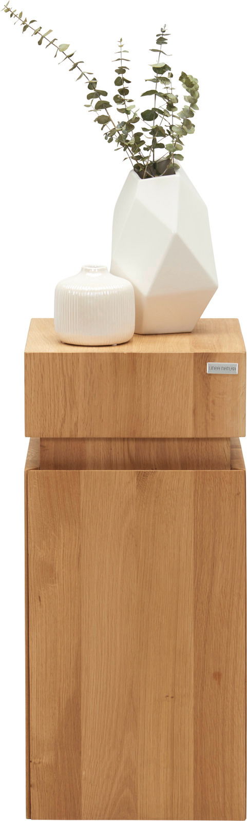 Beistelltisch aus Holz mit zwei dekorativen Vasen, frontal fotografiert