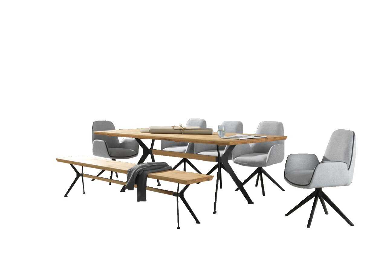 Esszimmer mit modernem Tisch, Sitzbank und Sesseln in einem hellen Raum mit Blick auf die Stadt, seitliche Perspektive.
