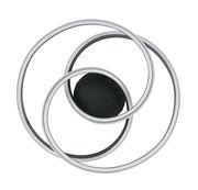 Moderne LED-Deckenleuchte mit verschlungenen Metallringen, Ansicht von unten.