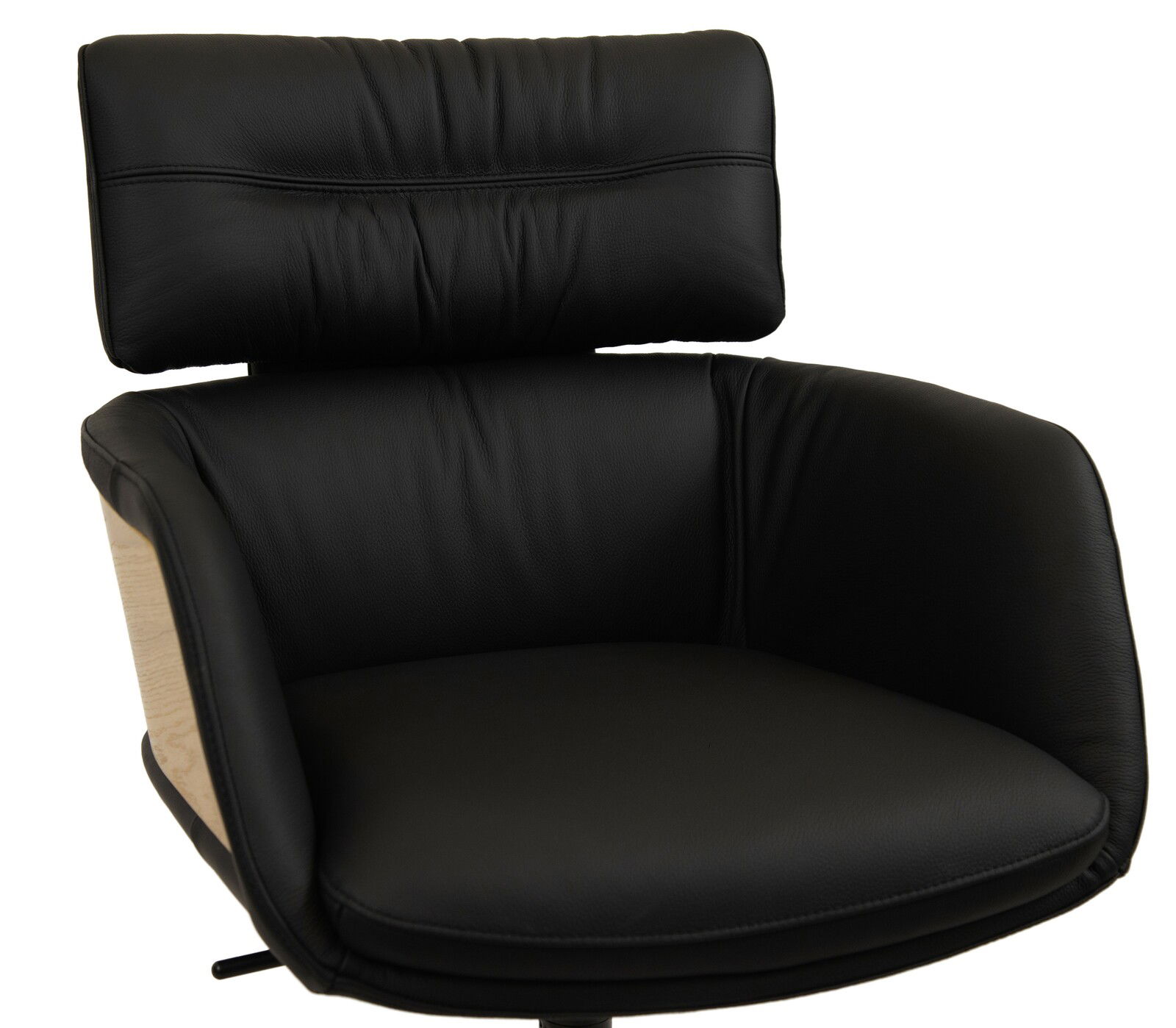 Schwarzer Drehstuhl mit gepolsterter Rückenlehne und Armlehnen, Vorderansicht