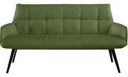 Grüne Bank mit gepolstertem Sitz und Rückenlehne, schwarze Beine, Frontalansicht