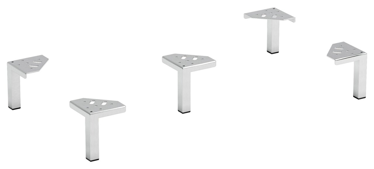Fünfteiliges silbernes Fuß-Set aus Metall, perspektivisch von oben gezeigt.