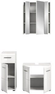Badezimmerschrank-Kombination in Weiß, bestehend aus einem Spiegelschrank mit drei Türen und zwei Unterschränken mit offenen Türen, Frontalansicht.