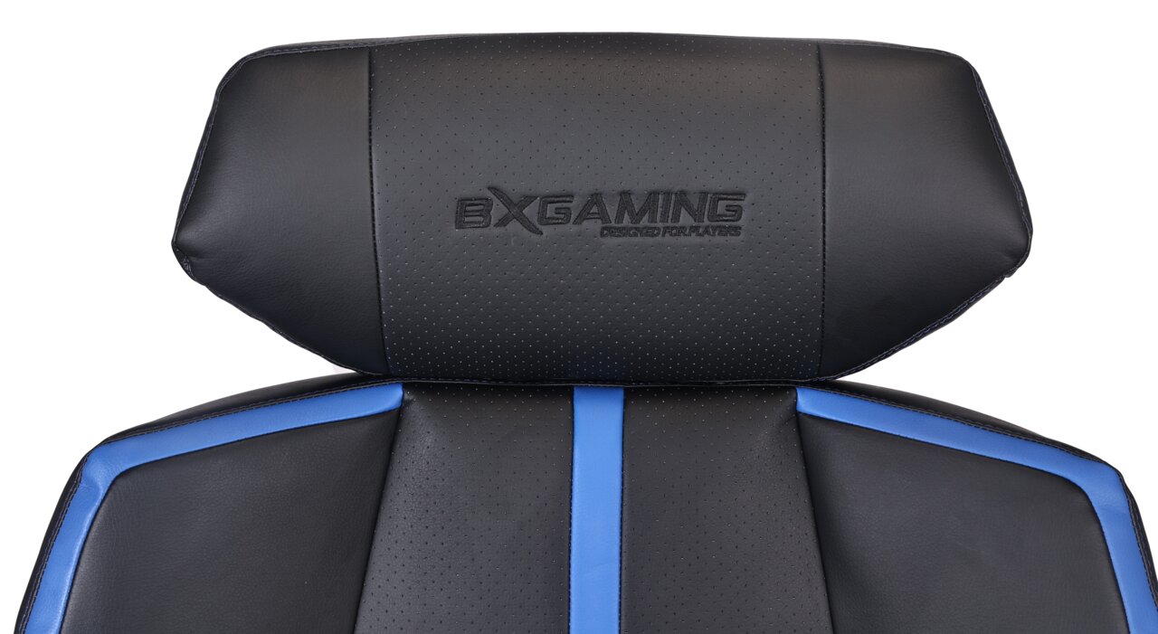BXGAMING Gaming Stuhl GENIUS Nahaufnahme der Rückenlehne eines BXGAMING Gaming Stuhls GENIUS in Schwarz mit blauen Akzenten, Vorderansicht