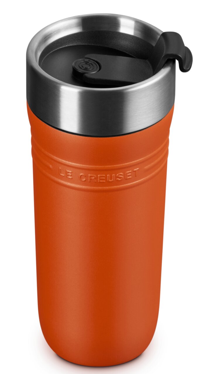 Thermobeker van 350 ml in ovenrood met roestvrijstalen rand en zwart deksel, zijaanzicht