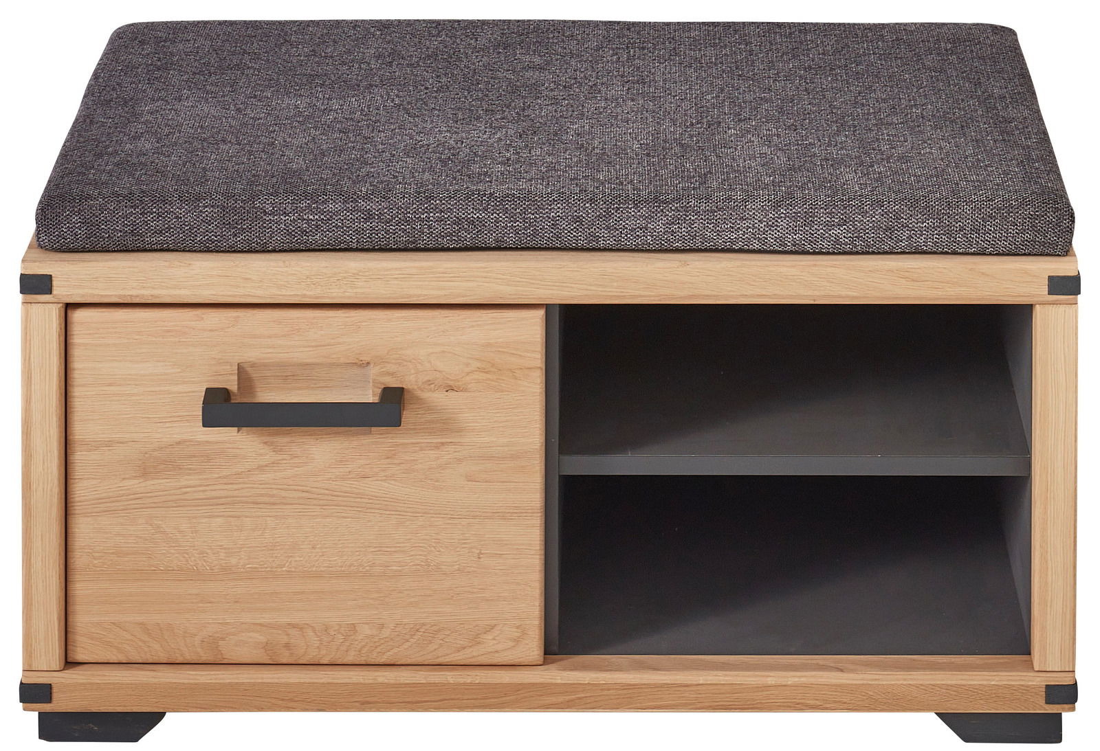 Garderobenbank aus Holz mit grauem Polster, einer Tür mit schwarzem Griff und zwei offenen Fächern, frontal betrachtet.