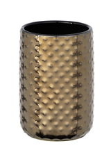 Keramik Zahnputzbecher Keo in goldener Farbe mit strukturierter Oberfläche, seitliche Perspektive