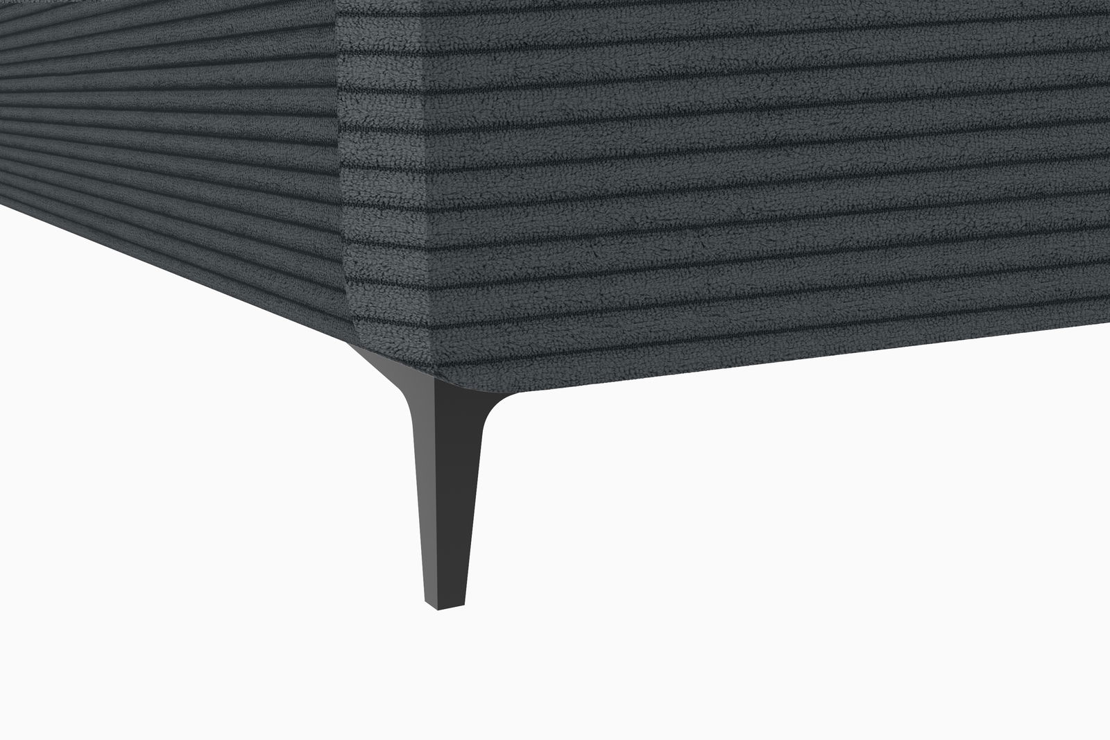 Nahaufnahme eines Boxspringbettes mit dunkelgrauem, gestreiftem Stoffbezug und eleganten schwarzen Beinen, seitliche Perspektive
