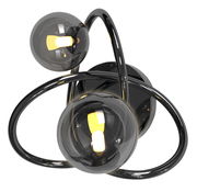 Moderne Wandleuchte Nancy mit zwei kugelförmigen Glaskörpern und geschwungenem Metallrahmen, seitliche Perspektive