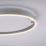 Moderne Deckenleuchte RITUS mit kreisförmigem Design, seitliche Perspektive