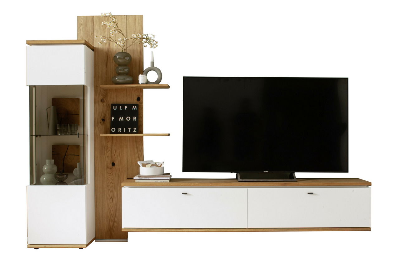 Frontale Ansicht der Wandkombination Novel MATADI mit weißem und holzfarbenem Design, bestehend aus einem TV-Schrank, einem Regal und einer Vitrine.