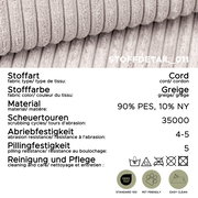 Nahaufnahme/Detailansicht von greige-farbenem Cordstoff mit gerippter Struktur; Infografik mit Angaben: Stoffart Cord, Farbe Greige, Material 90% PES/10% NY, Scheuertouren 35.000, Abriebfestigkeit 4–5, Pillingfestigkeit 5, Pflegehinweise sowie Icons für O