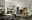 Moderne Wohnzimmer-Wandkombination in einem stilvollen Raum mit schwarzem und holzfarbenem Design, inklusive TV-Schrank, Vitrine und Regalen. Perspektive: Frontalansicht.