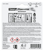 Rückseite der Verpackung von tesa Powerstrips Waterproof, zeigt Anweisungen zur Anwendung und Sicherheitsinformationen. Perspektive: Rückansicht.