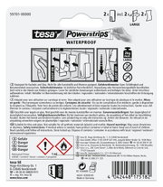 Rückseite der Verpackung von tesa Powerstrips Waterproof, zeigt Anweisungen zur Anwendung und Sicherheitsinformationen. Perspektive: Rückansicht.