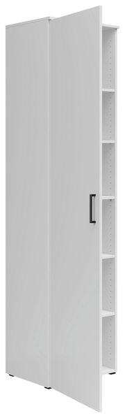 Weißer Mehrzweckschrank mit geöffneter Tür, seitliche Perspektive, zeigt mehrere Regalböden.