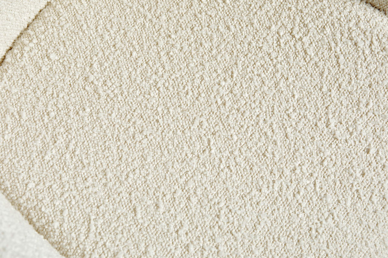 Nahaufnahme der strukturierten Oberfläche eines Stuhls aus der Vogelperspektive