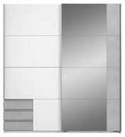 Moderner Schwebetürenschrank mit zwei Türen, eine in Weiß und die andere mit Spiegel, aus frontaler Perspektive.