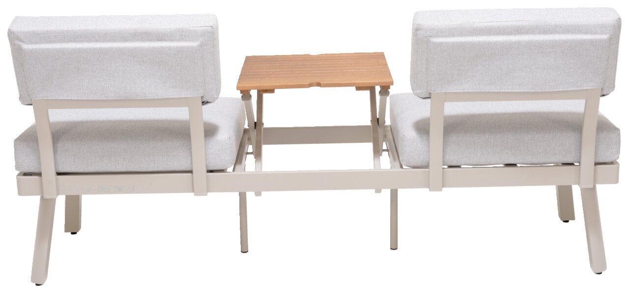 Rückansicht einer Lounge-Kombination mit zwei grauen Sitzen und einem Holztisch in der Mitte.