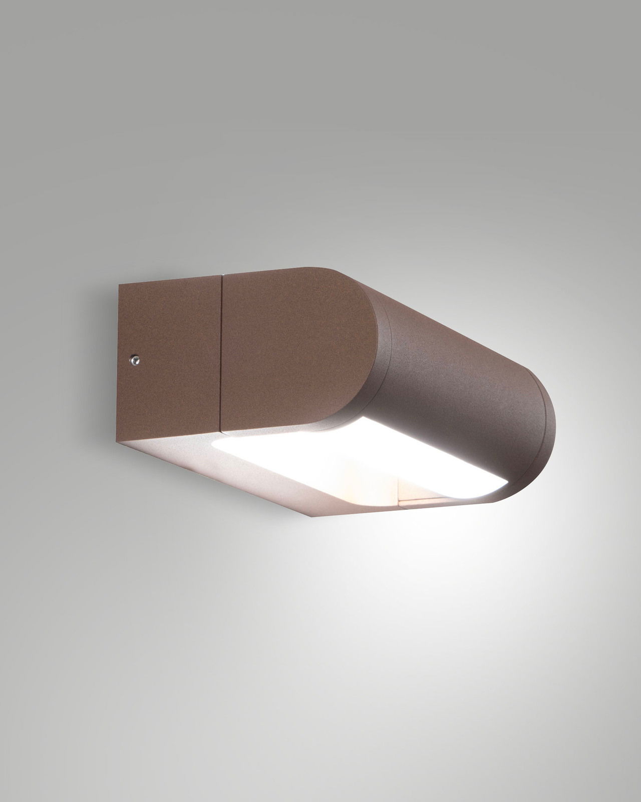 LED-Außenwandleuchte Fabas Luce WILD in seitlicher Perspektive, modernes Design in Braun.