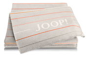 Beige Wohndecke mit orangen und grauen Streifen, gefaltet, mit JOOP! Logo, seitliche Perspektive