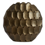 Goldene Vase mit wabenartiger Struktur, Frontalansicht