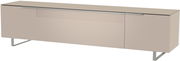 Beiges XL TV-Lowboard mit modernen Metallfüßen, seitliche Perspektive