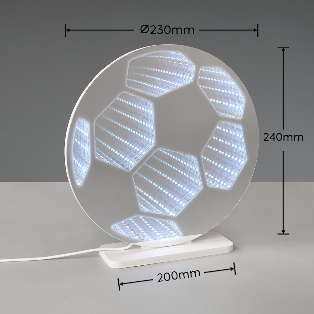 Runde LED-Tischlampe in Fußball-Optik mit 3D-Illusion, weißes Gehäuse auf rechteckigem Standfuß, leuchtende sechseckige Segmente; Produktansicht frontal in leichter Seitenperspektive mit Maßangaben (Ø 230 mm, Höhe 240 mm, Fuß 200 mm) und sichtbarem Kabel.