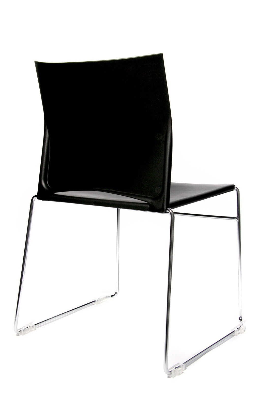 Moderner schwarzer Besucherstuhl mit Metallgestell, Rückansicht