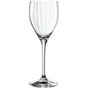 Elegantes Likörglas POESIA 190ml mit schlankem Stiel und geriffeltem Design, frontal abgebildet.