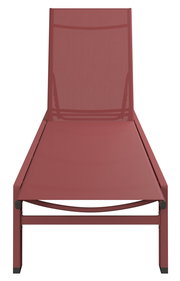 Rote Sonnenliege aus der Vorderansicht