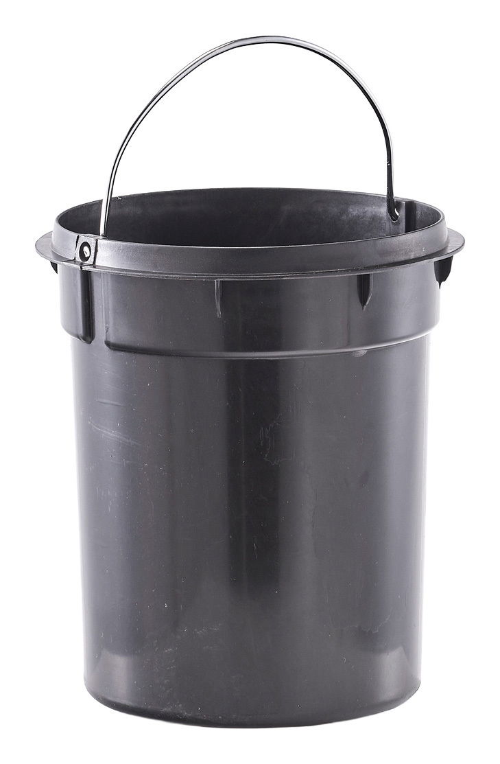 Zeller Present Treteimer Schwarzer Eimer mit Henkel, frontal fotografiert