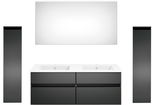 Moderne Badkombination mit zwei Waschbecken, großem Spiegel und zwei hohen, dunklen Schränken, frontal betrachtet.