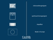 Infografik mit Symbolen und Text: mikrowellengeeignet, spülmaschinengeeignet, stapelbar, Made in Europe; frontale Ansicht auf blauem Hintergrund mit CreaTable PorzellanHaus GmbH Logo