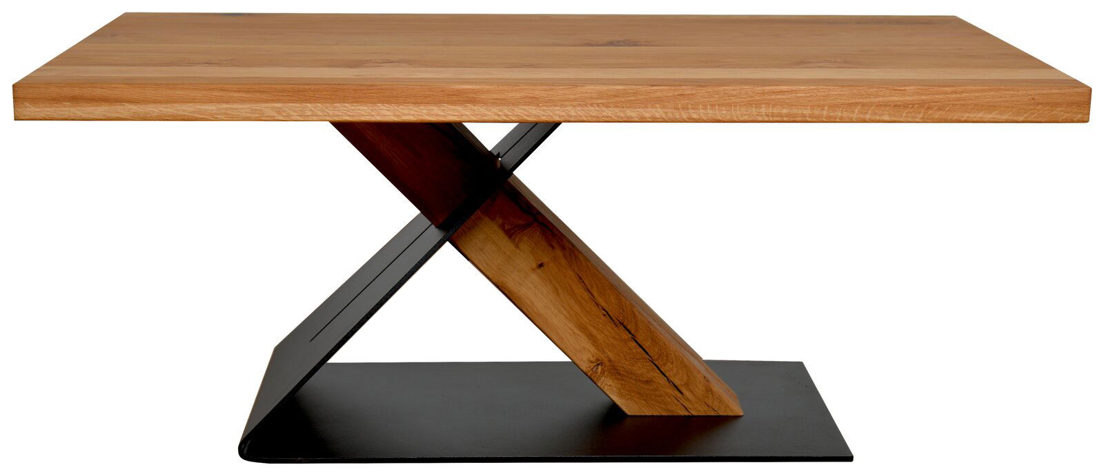 Moderner Couchtisch mit Holzplatte und schwarzem Metallgestell in X-Form, seitliche Perspektive