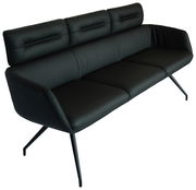 Schwarze Sitzbank mit drei Sitzplätzen und hoher Rückenlehne, seitliche Perspektive