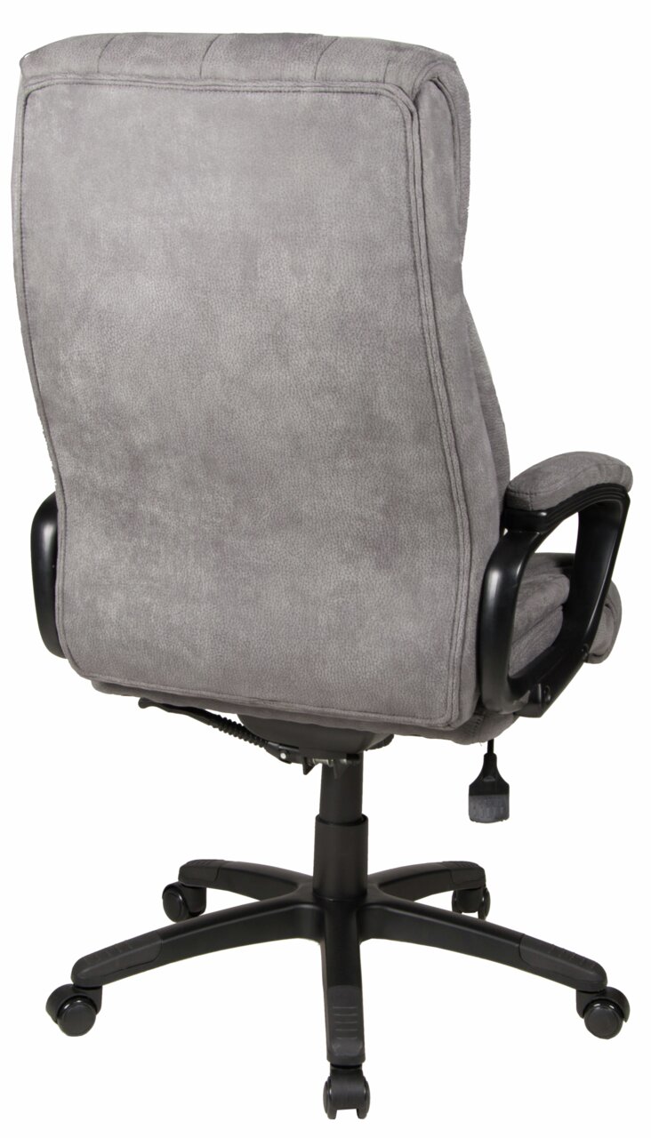Rückansicht eines grauen Chefsessels mit gepolsterter Rückenlehne und Armlehnen, auf einem schwarzen Drehfuß mit Rollen.