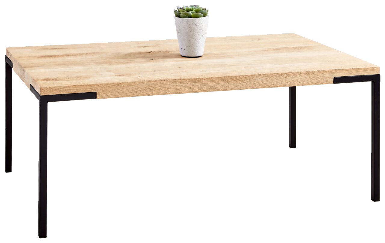 Moderner Couchtisch mit Holzplatte und schwarzen Metallbeinen, seitliche Perspektive